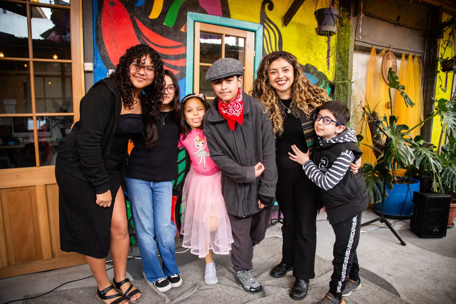 Niñas y niños en el Taller de Canto Rukamalon